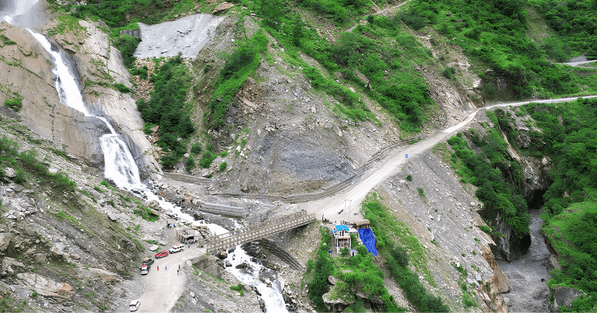 Beni-Jomsom Road Blocked, Stranding Festive Cargo