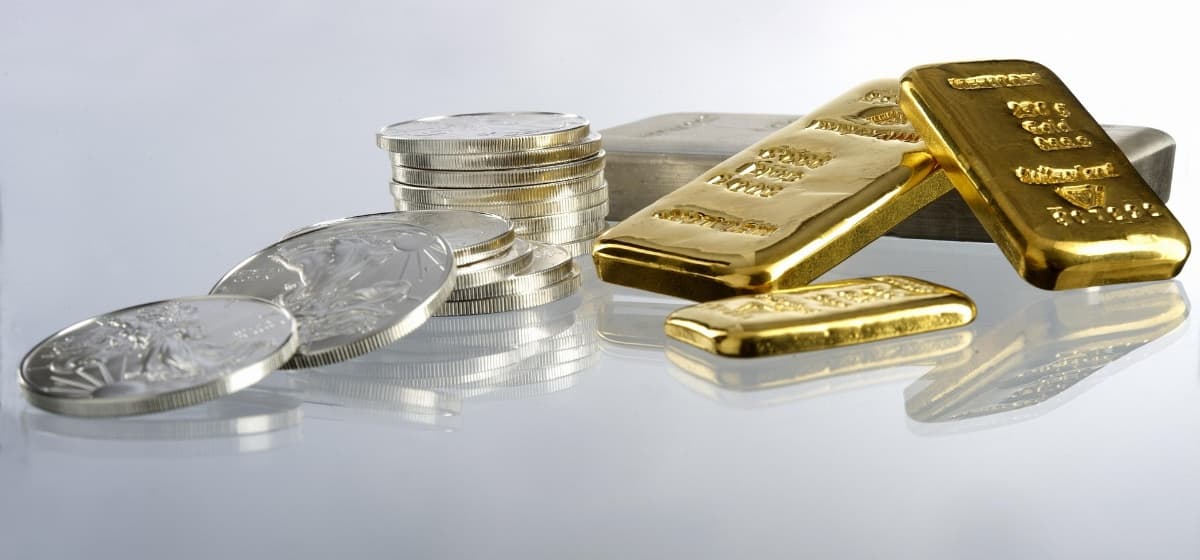 Gold Price Drops, Silver Rises in Nepal Market